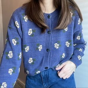 SOLD - Vintage periwinkle blue floral cardigan